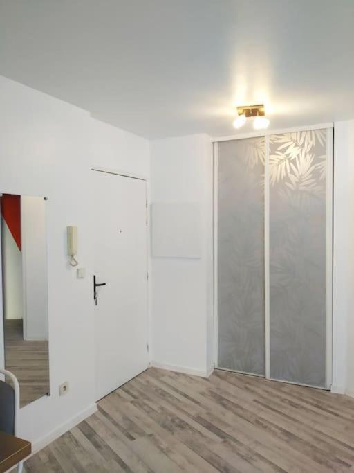 Superb Modern Apartment 클리시 외부 사진