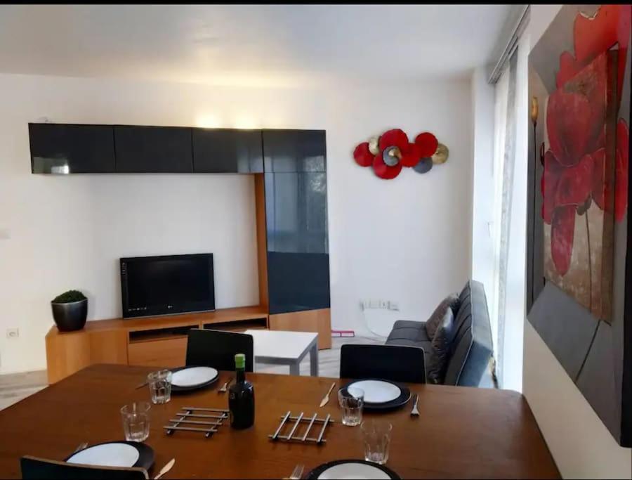 Superb Modern Apartment 클리시 외부 사진